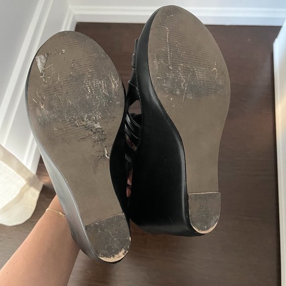 Steve Madden Strappy Wedge Sandals - Picture 5 of 6